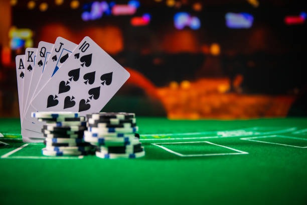 Multiplier display showing lightning numbers before spin